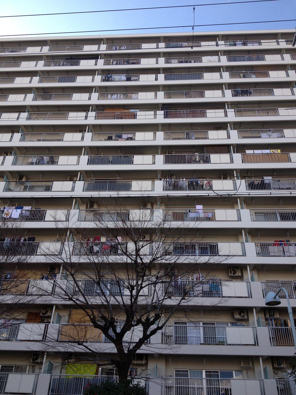 Local appearance photo. Local (12 May 2013) Shooting