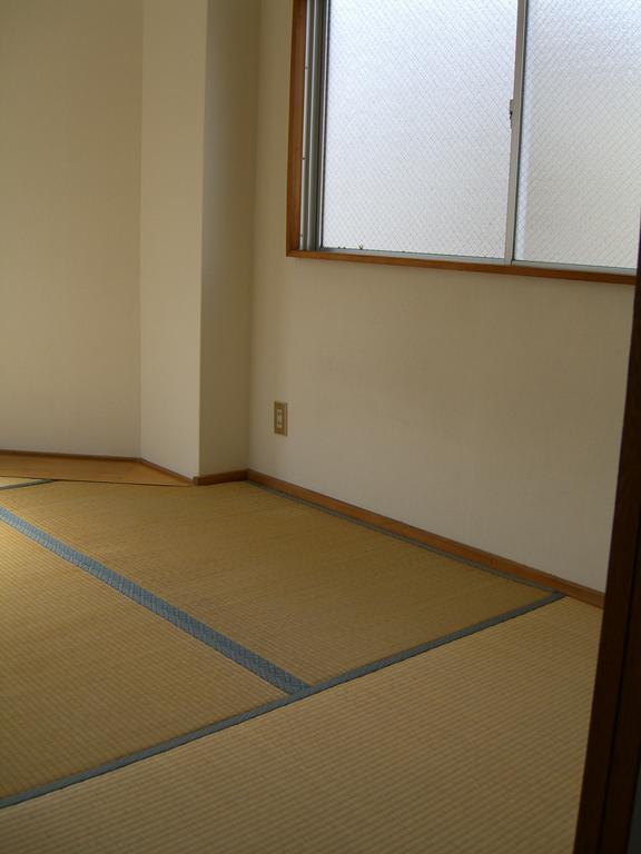 Living and room. Japanese-style room is a room between 6 quires. 