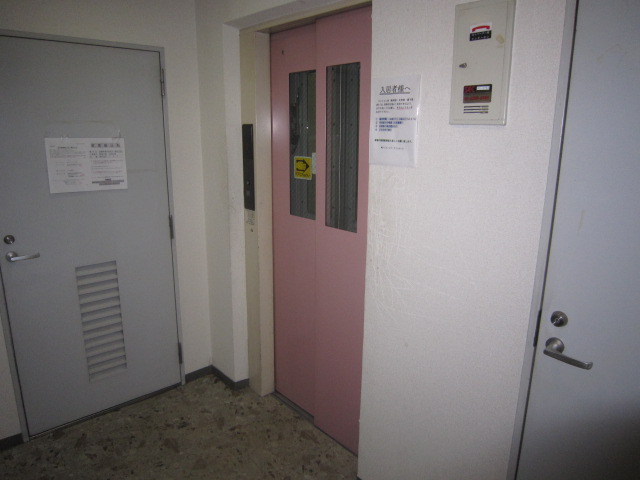 lobby. Elevator