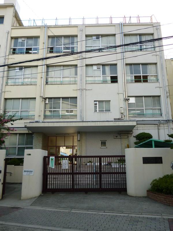 Primary school. 631m to Osaka Municipal release Elementary School