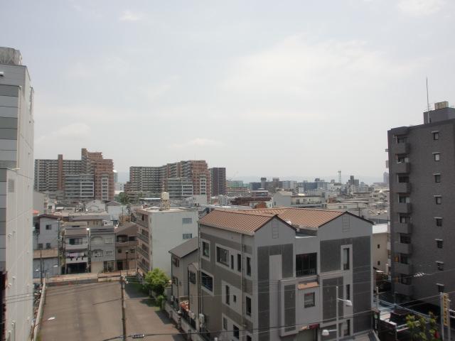 View photos from the dwelling unit.  ■ 7th floor of so, View is also good. A sunny day will be visible Mount Ikoma