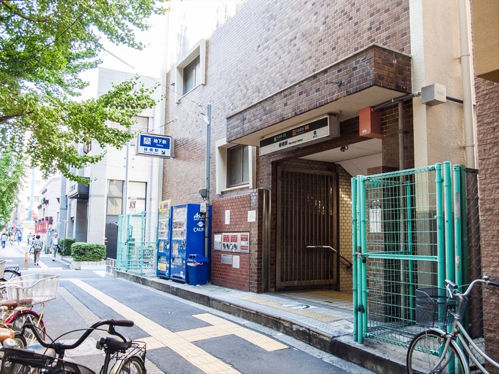 station. Subway Imazato muscle line ・ Center line 880m walk about 11 minutes until the "Green Bridge" station. Up to about Umeda 16 minutes, Kyobashi until about 9 minutes and the major immediately out is the charm to the station. Children of school Ya, It is convenient to commute dad! 