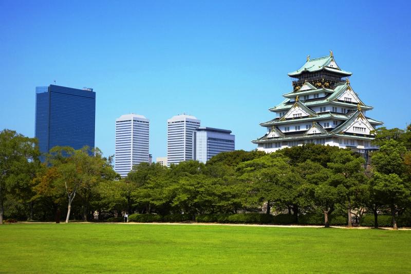 park. 700m to Osaka Castle Park