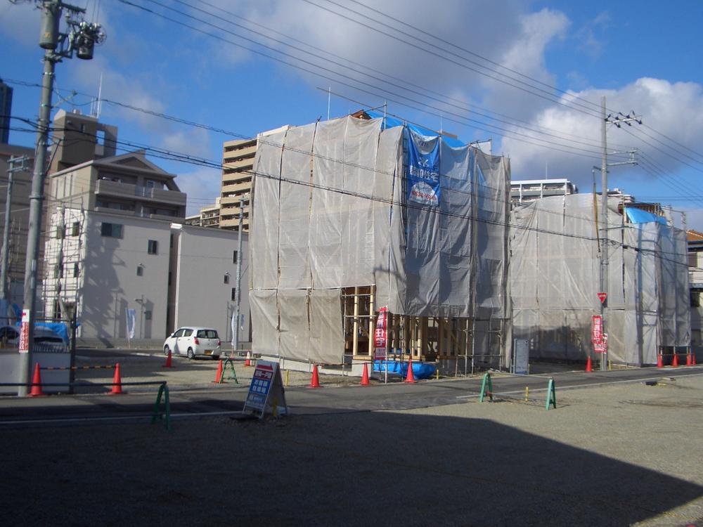 Local land photo. Local (December 22, 2013) shooting your contract houses we have completion of framework. You can see the structure precursor.