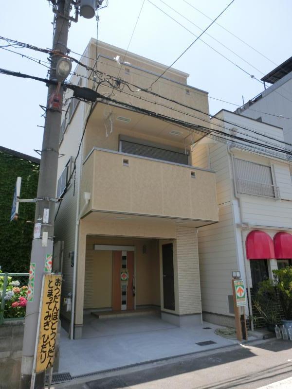 Building plan example (exterior photos). Building plan example building price 13 million yen, Building area 80 sq m  ~