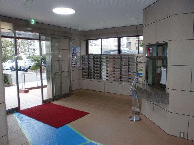 lobby.  ■ Beautiful lobby