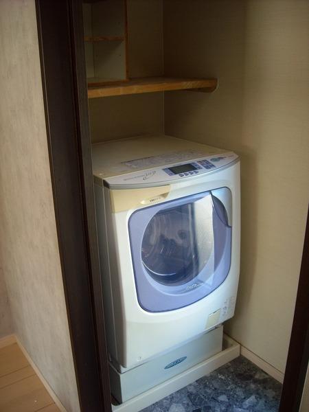Other. Washing machine Storage