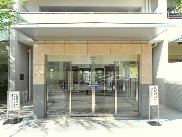 Entrance.  ◆ Since it is a room vacant you can preview at any time by all means! Please look