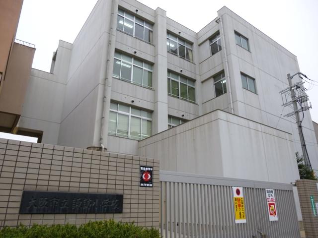 Primary school. 1063m to Osaka Municipal Suwa elementary school
