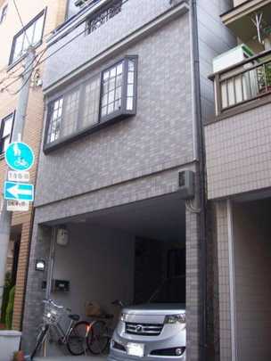 Local appearance photo. The property is the appearance.