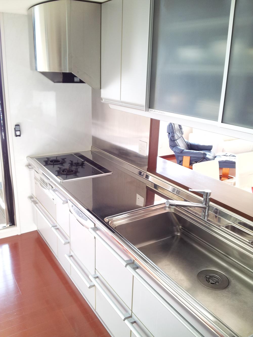 Kitchen. Indoor (September 2013) Shooting