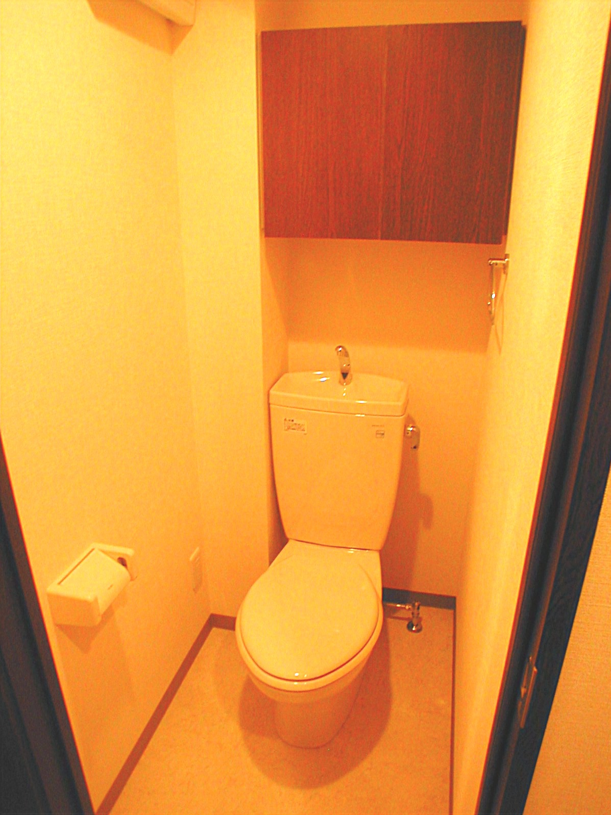 Toilet. Washlet is also possible mounting! !
