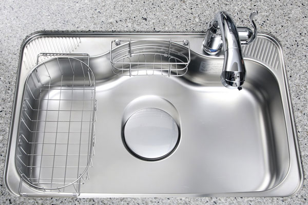Kitchen.  [Wide silent sink] Wide type washable also in a relaxed manner, such as large wok. Water is a quiet specification to reduce the I sound, It is with draining net (same specifications)