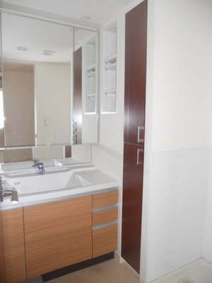 Osaka-shi, Osaka, Kita-ku, Nishitenma 3