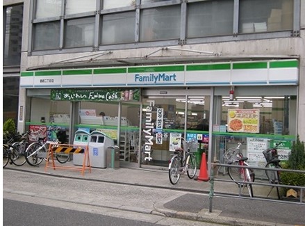 Convenience store. FamilyMart Nakatsu-chome store up (convenience store) 468m