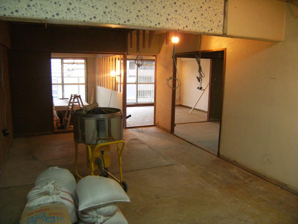 Living. Indoor (12 May 2013) Shooting