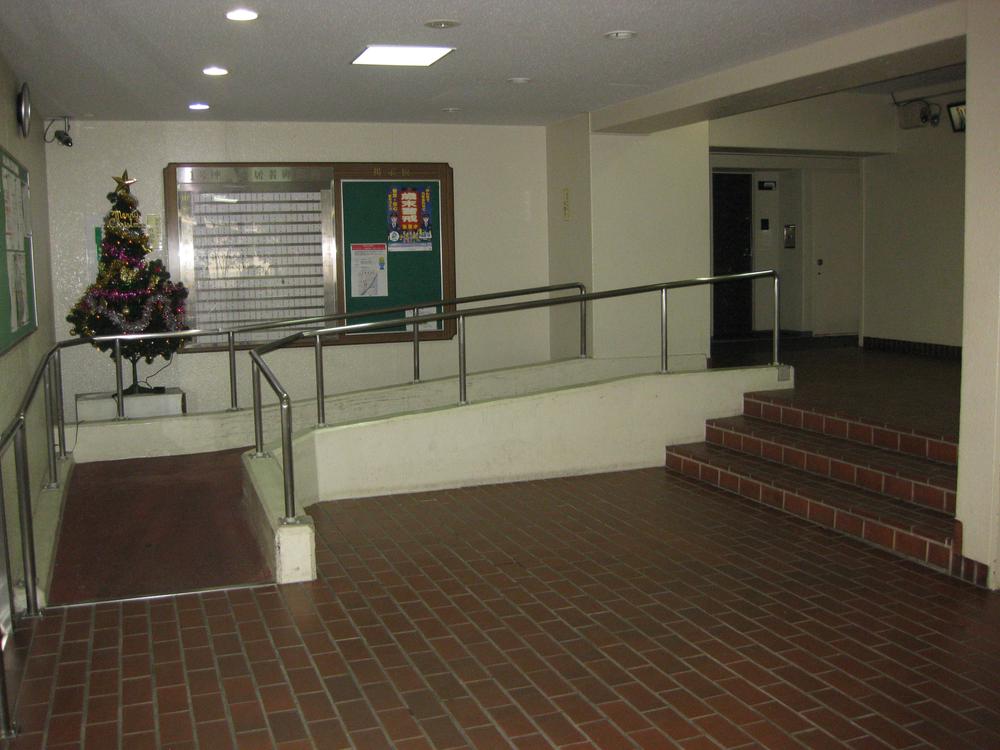 lobby. With wheelchair ramps