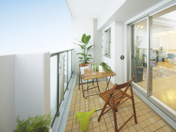 balcony ・ terrace ・ Private garden.  [balcony] Enjoy gardening, Etc. to spend the lunch and tea time, Versatile use balcony. The maximum is exhilarating space of exit width of about 2m (A2 type ・ Menu 2 ※  ・ CG synthesis at the sky in the model room photo. In fact a slightly different)
