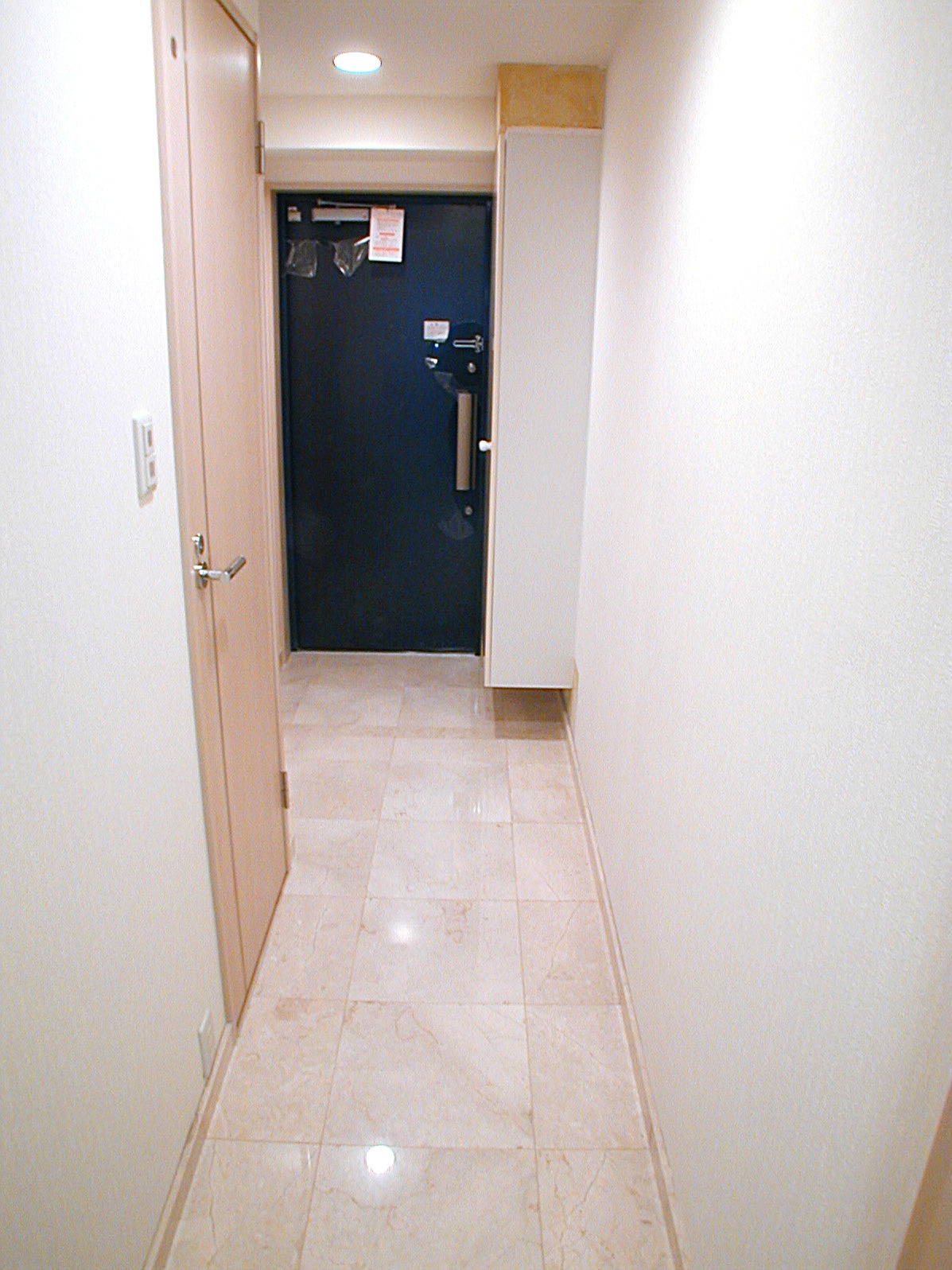 Other room space. It is the artificial marble of the corridor! Tsu is your easy-to-clean! ! 