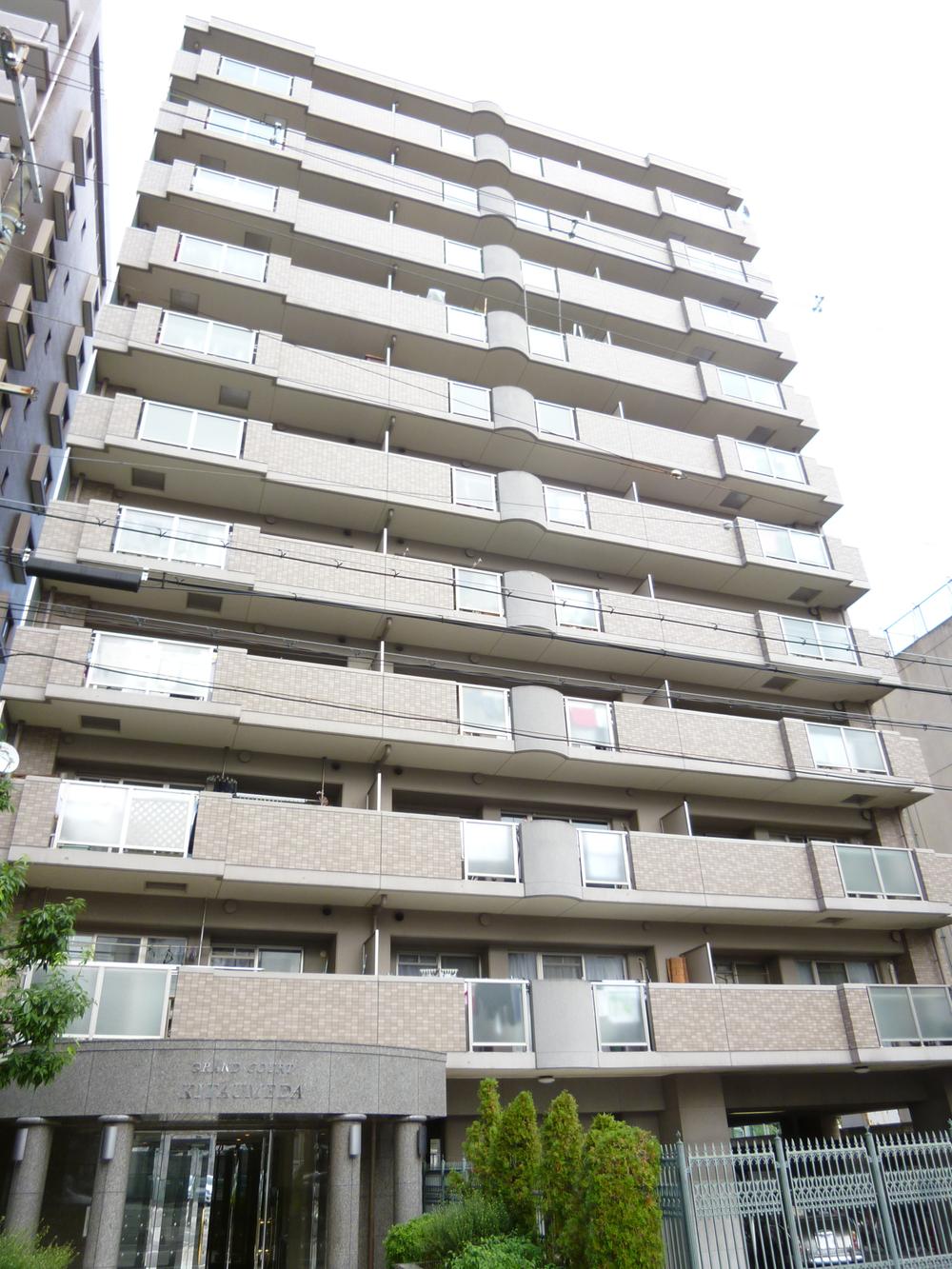 Local appearance photo. Local (11 May 2013) Shooting