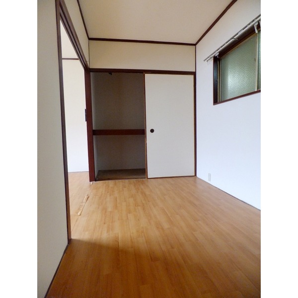 Other room space. Western-style is 2 rooms ☆ 