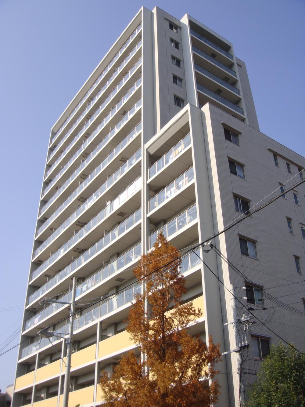 Local appearance photo. Local (12 May 2013) Shooting