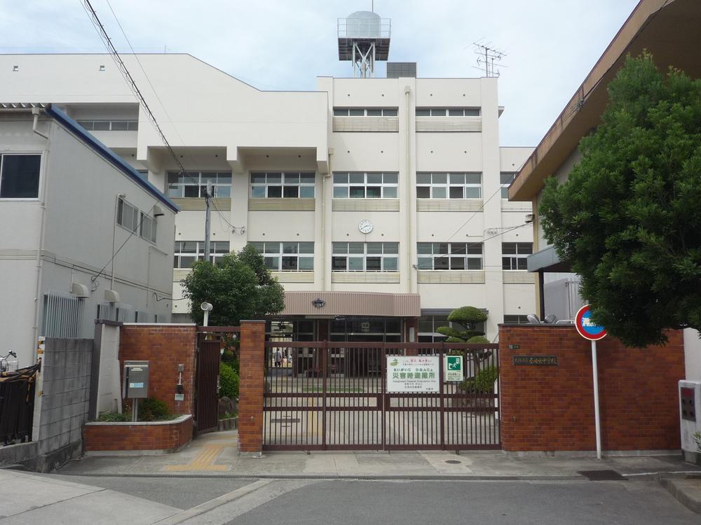 Junior high school. 430m to Osaka Municipal Kasugadenaka school