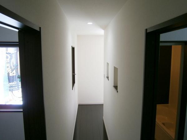 Other.  [Konohana-ku, buying and selling] Corridor with depth ☆