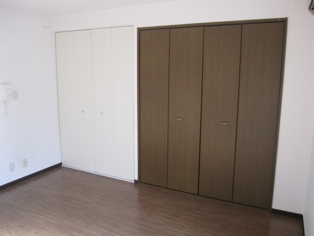Other room space