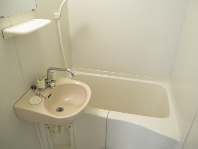 Bath. bath ・ Restroom