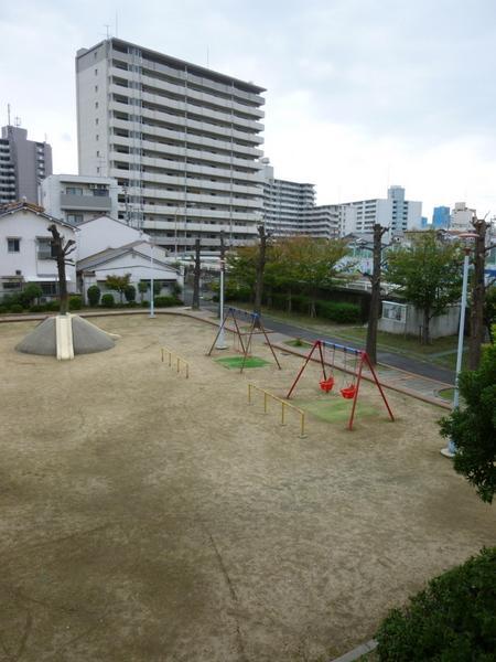 View photos from the dwelling unit