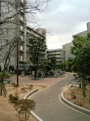 Local appearance photo. Dorumi Shin-yodogawa courtyard (1)