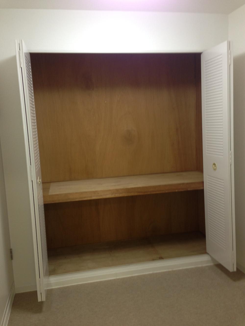 Receipt. All room with storage!  Worry a lot of luggage!