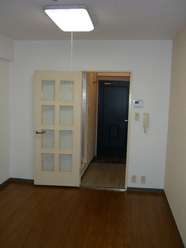 Living and room
