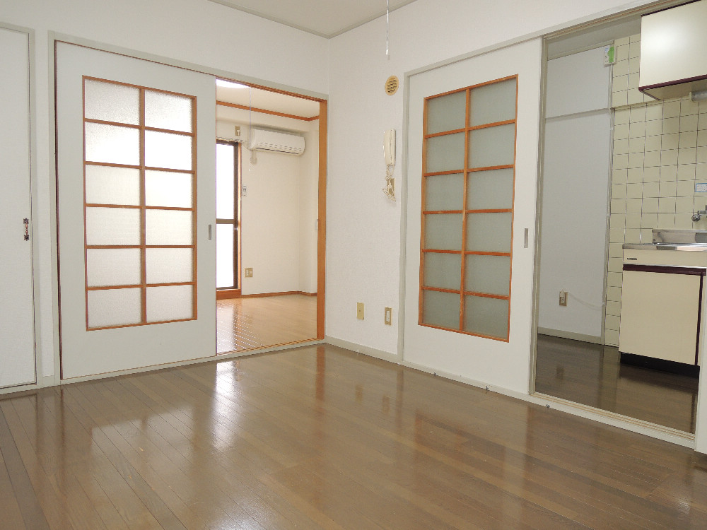 Living and room