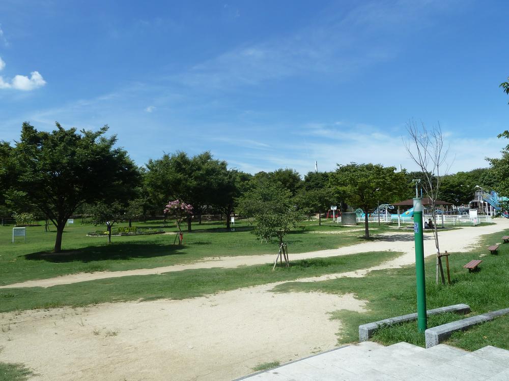 park. Until Yahataya park 500m Yahataya park