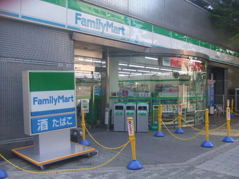Convenience store. FamilyMart Bentencho Station store up to (convenience store) 405m