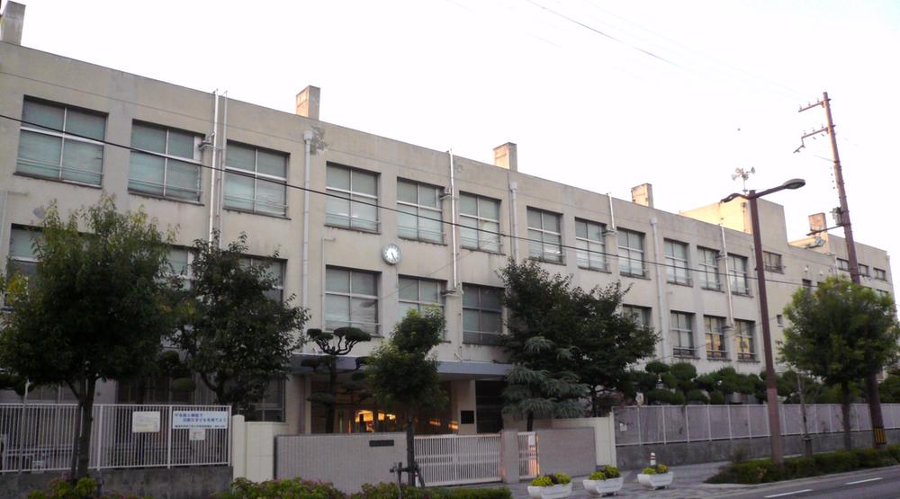 Primary school. 391m to Osaka Municipal Welfare Elementary School