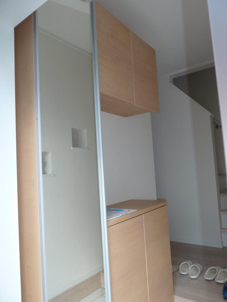 Other. Appearance with mirror cupboard
