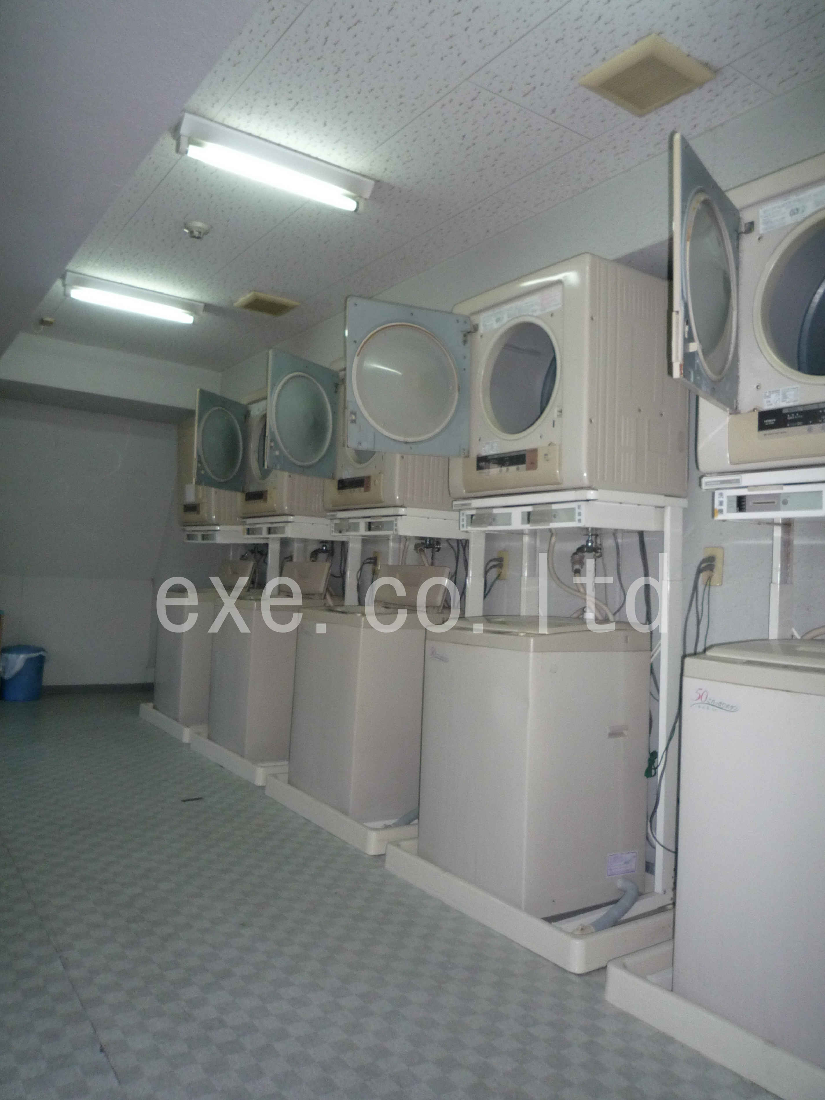 Other common areas. There is a laundry room in a shared part!