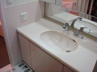 Wash basin, toilet. Indoor (11 May 2013) Shooting