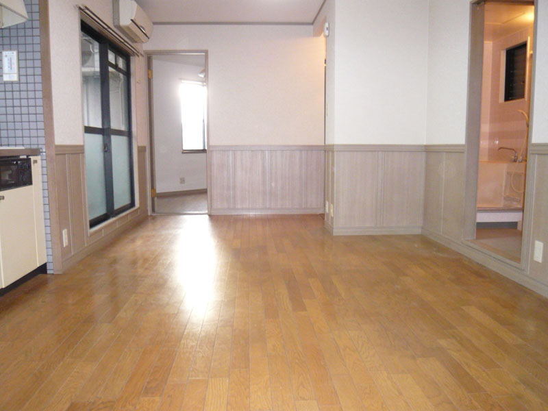 Living and room