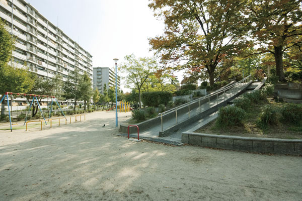 Surrounding environment. Namiyoke park (2 minutes walk ・ About 110m)