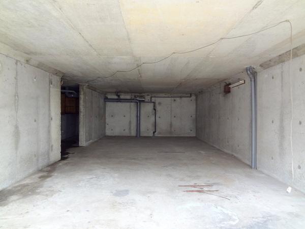 Parking lot.  [Minato-ku, real estate buying and selling] If sedan two possible parking