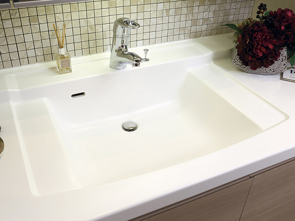 Bathing-wash room.  [Bowl-integrated counter] Adopt the artificial marble counter top of your easy-care bowl integrated. It is a stylish square design (same specifications)