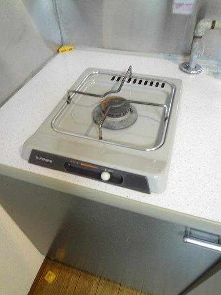 Kitchen.  [Minato-ku, rent] Bite with gas stove