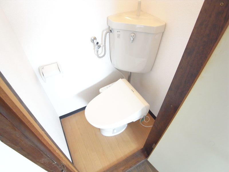 Toilet