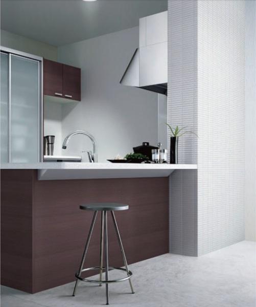 Same specifications photo (kitchen). System kitchen Worktop which also corresponds to the structure wall. Installation of the wall with a type of range hood is also possible, During cooking, Keep a comfortable space prevents the smoke spread in the living room side.