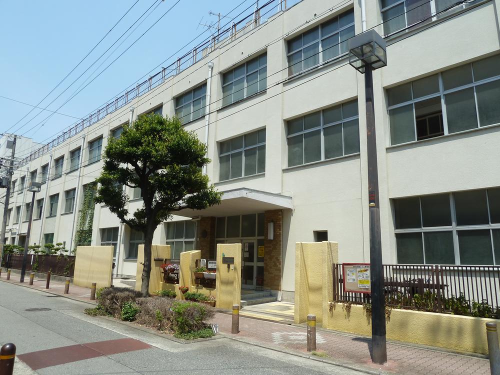 Primary school. Namiyoke until elementary school 550m