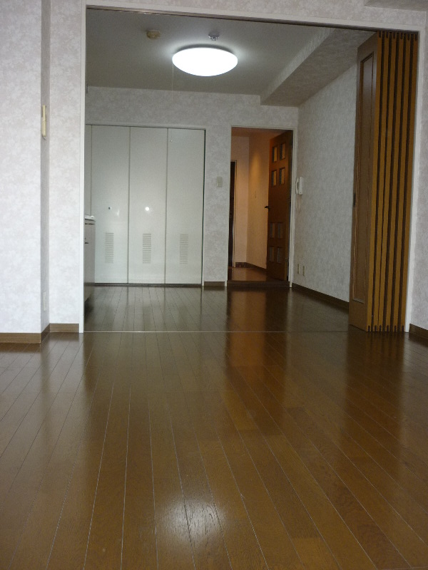 Living and room